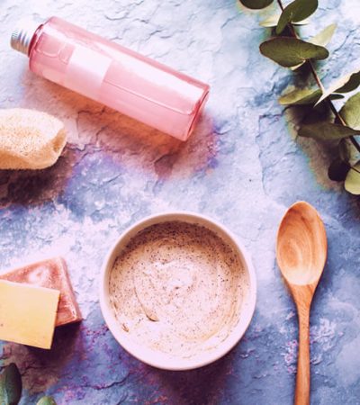 How To Have a Hydrating Facial At Residence