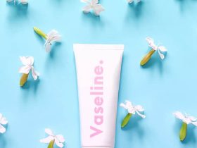 15 Stunning Vaseline Makes use of For Magnificence & Physique Care