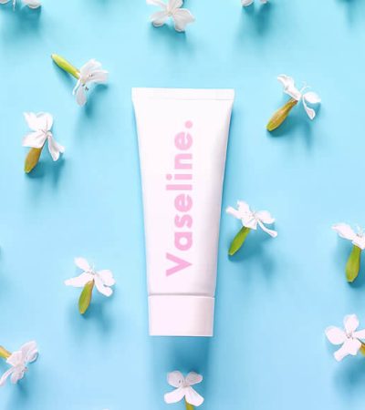 15 Stunning Vaseline Makes use of For Magnificence & Physique Care