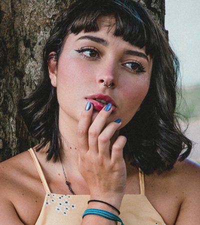 How To Grow Eyelashes Long, Strong & Full