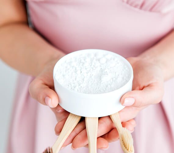 5 Efficient Enamel Whitening House Treatments