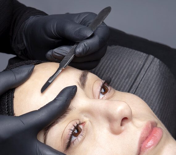 What Is Dermablading And Why It’s Price Your Consideration