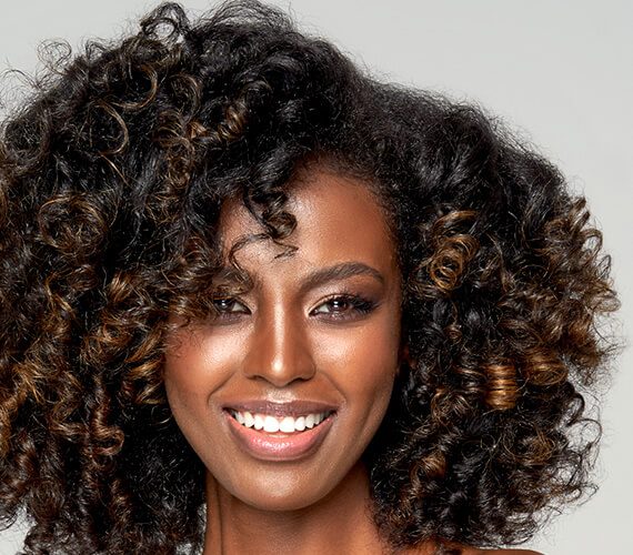 5 Causes To Use OLAPLEX For Curly Hair