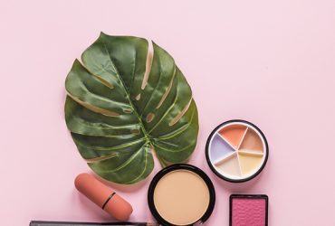 10 Make-up Necessities Everybody Ought to Strive + Standard Holy Grails