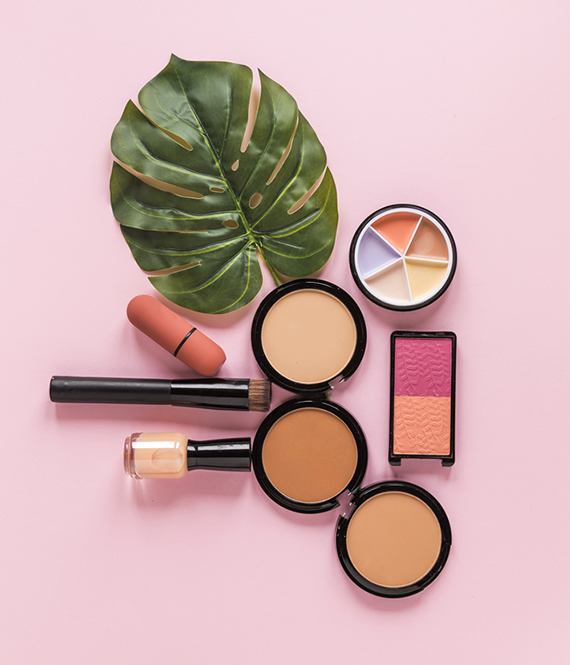10 Make-up Necessities Everybody Ought to Strive + Standard Holy Grails